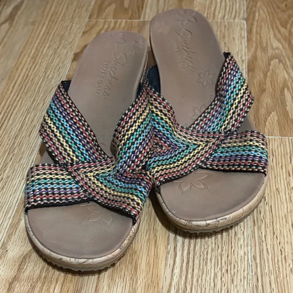 Skechers Beverly Delighted
Womens Luxe Foam Rainbow
Woven Open Toe Sandals - Picture 6 of 9